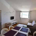 Bene Apartment Primosten