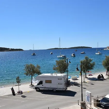 Bene Apartman Primošten