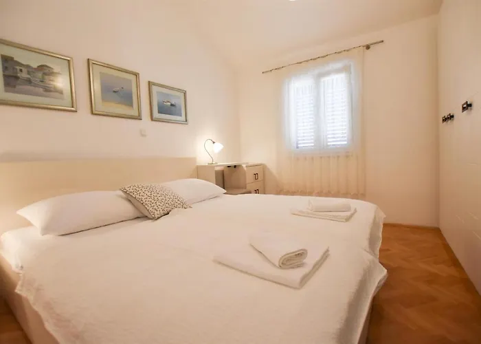 Bene Apartman Primosten